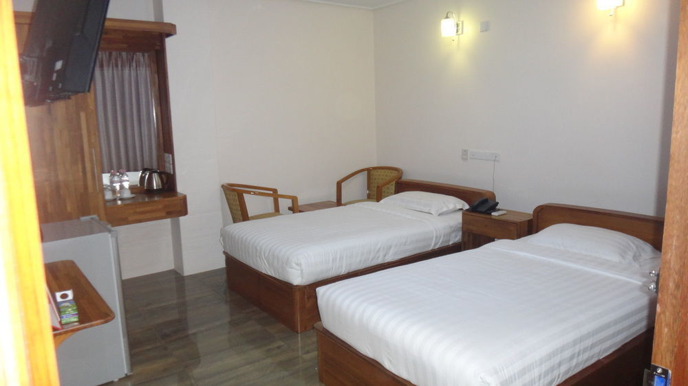 Chit Sayar Hotel Yangon Eksteriør bilde